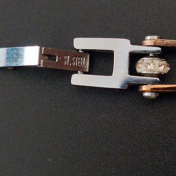 NEW! Bracelet - Picture 7 of 11